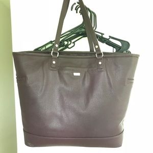 Plum Thirty-One Fashion Editor